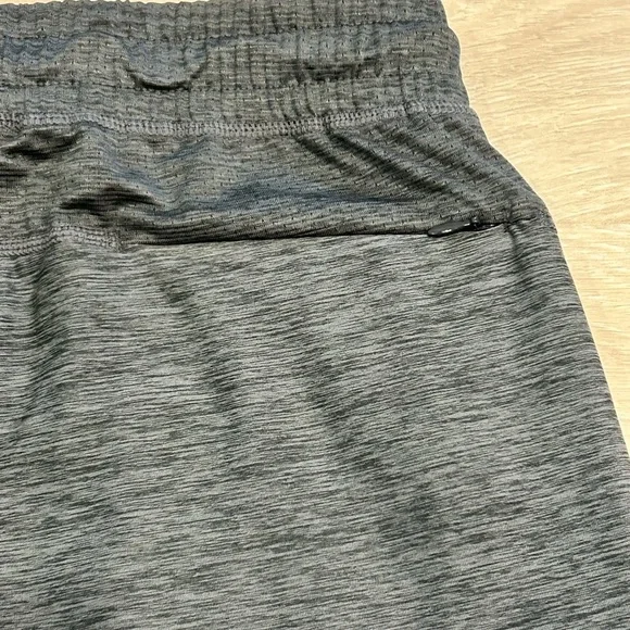 NWT UFC Charcoal Athletic Joggers, Men’s Medium - Picture 7 of 8